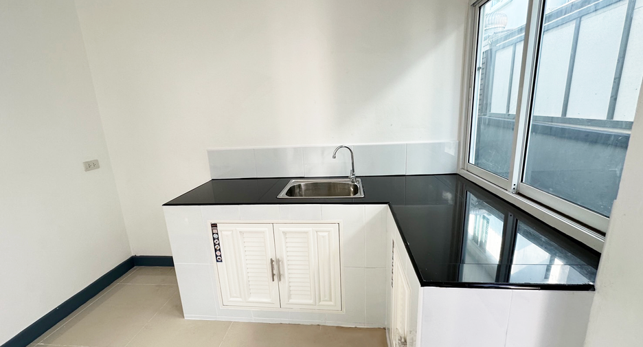 Продажа 4 спальни дом в Bang Phli, Самутпракан