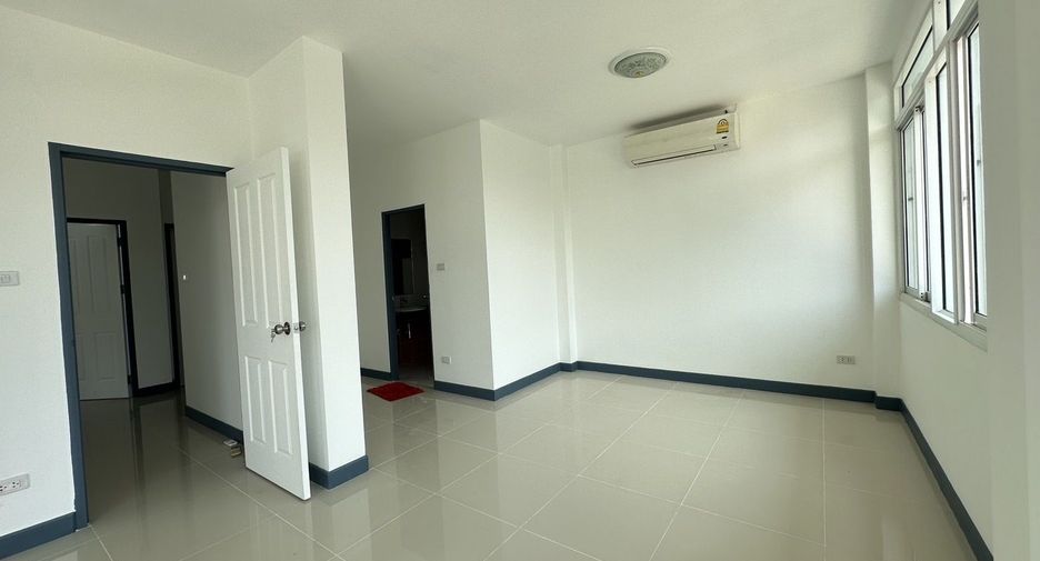 For sale 4 bedrooms house in Bang Phli, Samut Prakan