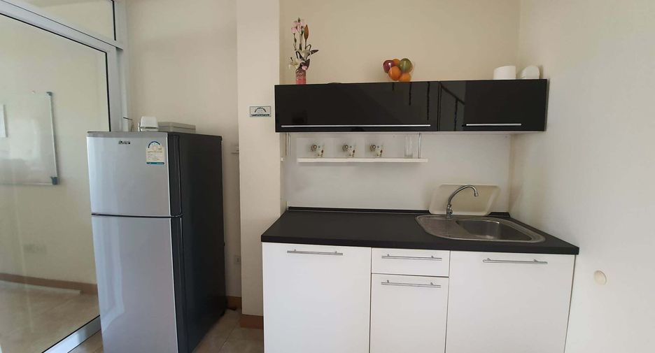 For sale 3 bedrooms townhouse in Si Racha, Chonburi