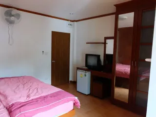 Local comercial en venta de 6 habitaciones en Kathu, Phuket