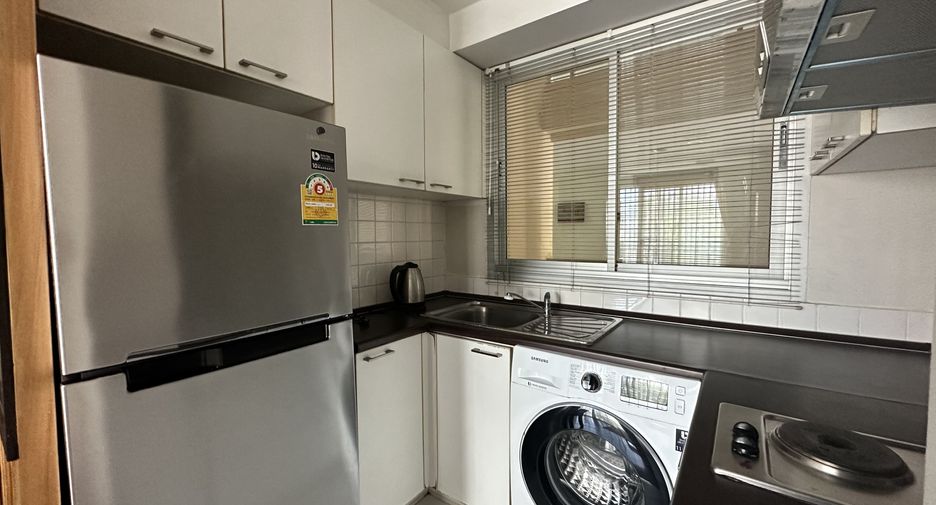 For sale and for rent 2 bedrooms condo in Watthana, Bangkok