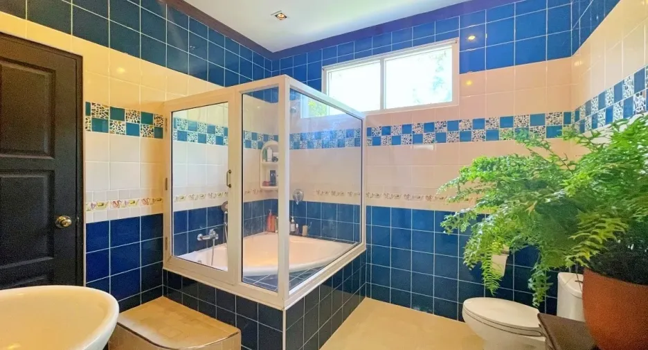 For sale 8 bedrooms house in Sattahip, Chonburi