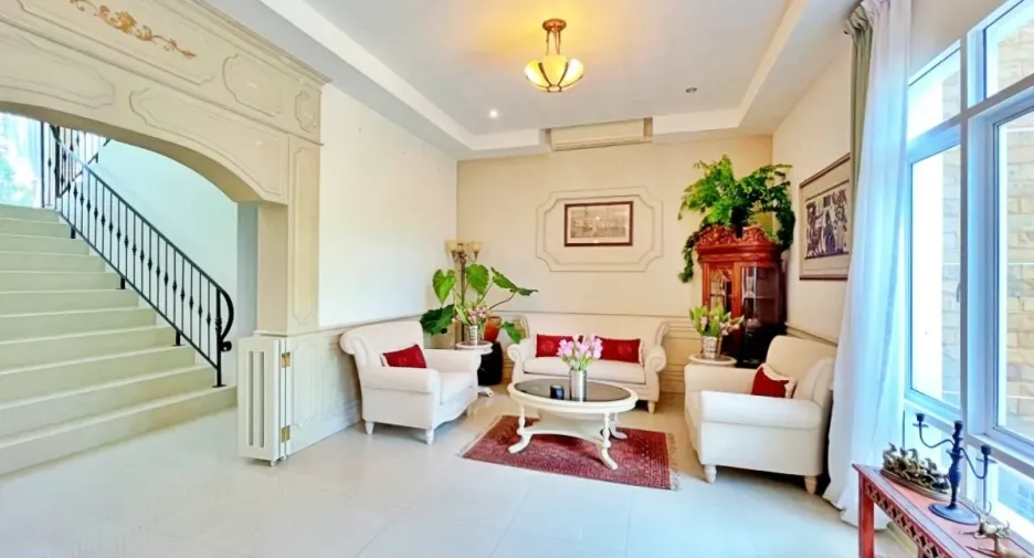 For sale 8 bedrooms house in Sattahip, Chonburi