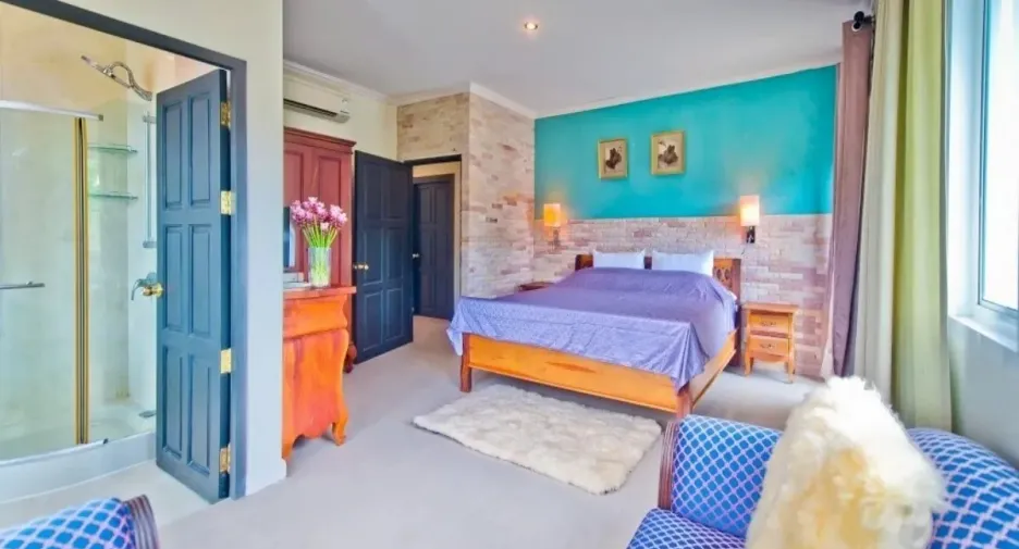 For sale 8 bedrooms house in Sattahip, Chonburi