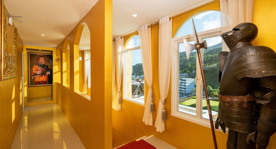 For sale 8 bedrooms villa in Kathu, Phuket