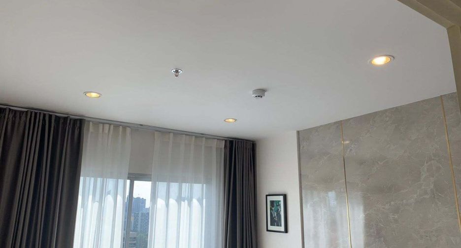 For rent 1 bed condo in Huai Khwang, Bangkok
