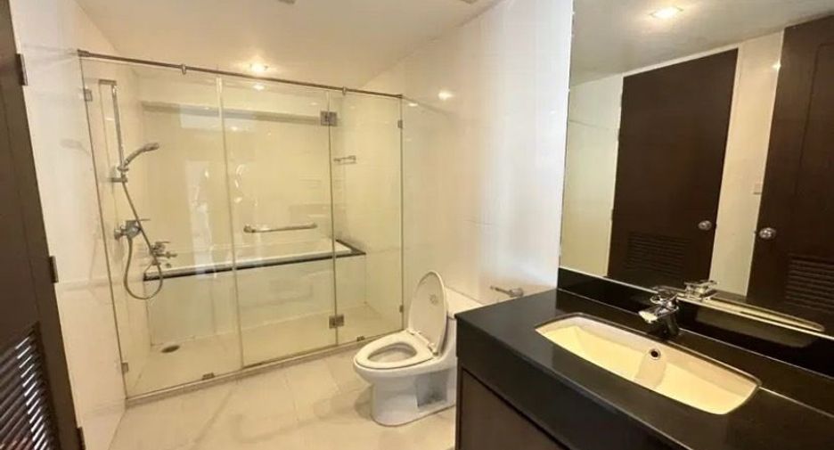 Condo en alquiler de 1 habitaciones en Si Racha, Chonburi