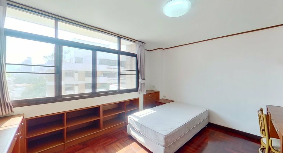 For rent 3 ベッドルーム condo in Watthana, Bangkok