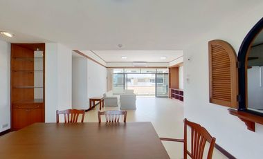 For rent 3 bedrooms condo in Watthana, Bangkok