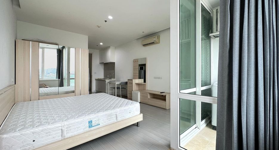 For rent 1 bed condo in Huai Khwang, Bangkok