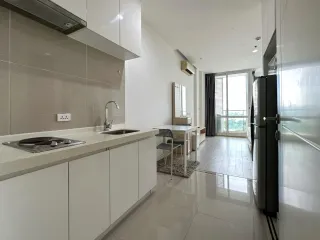 À louer 1 chambre condo à Huai Khwang, Bangkok