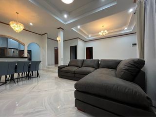 Villa zur Miete mit 5 Zimmer in Bang Lamung, Chonburi