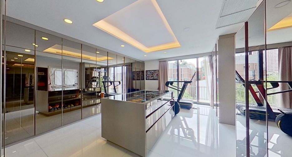 Haus zum Kauf und zur Miete mit 5 Zimmer in Watthana, Bangkok