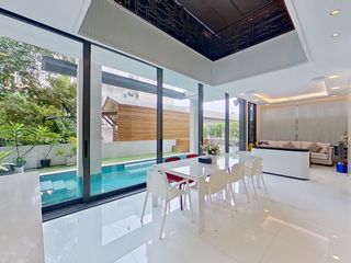 出售 和 出租 5 卧室 独立屋 在 Watthana, 曼谷