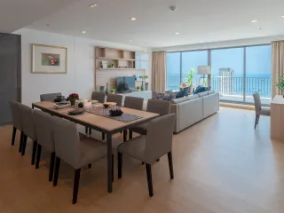 For rent 3 bedrooms apartment in Si Racha, Chonburi