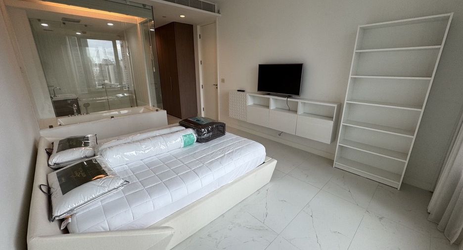 For rent 1 bed condo in Pathum Wan, Bangkok