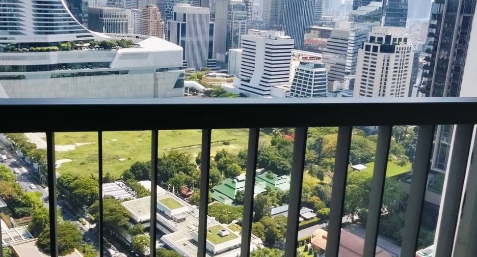 Condo en venta de 2 habitaciones en Pathum Wan, Bangkok