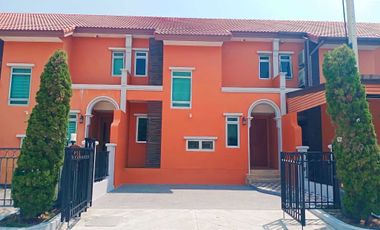 For sale 2 bedrooms townhouse in Cha Am, Phetchaburi
