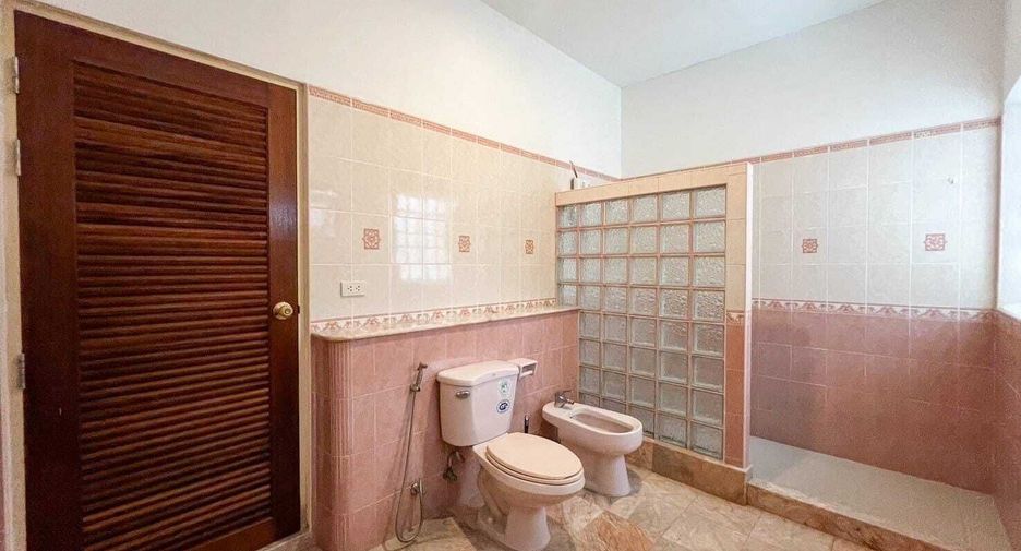 For sale 3 bedrooms villa in Kathu, Phuket