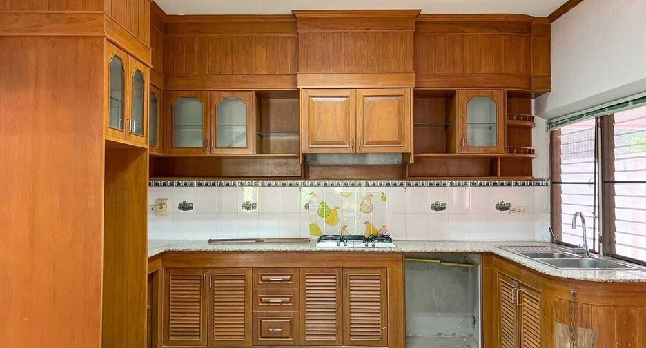 For sale 3 bedrooms villa in Kathu, Phuket