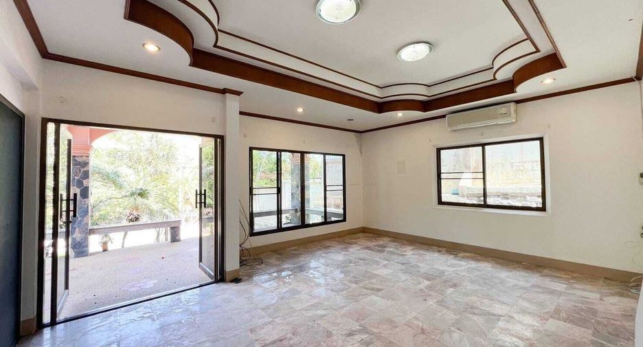 For sale 3 bedrooms villa in Kathu, Phuket