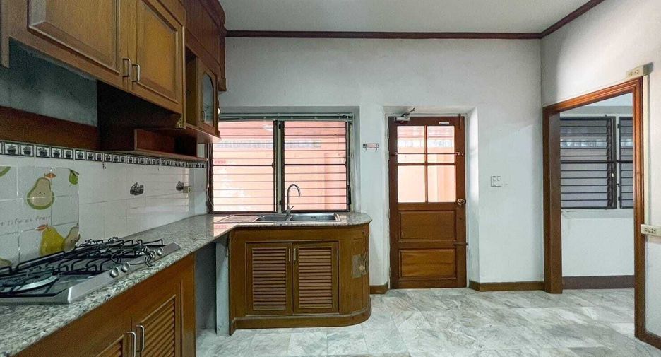 For sale 3 bedrooms villa in Kathu, Phuket
