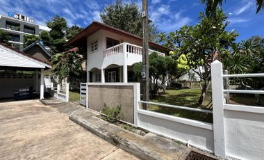 For rent 4 bedrooms villa in Mueang Phuket, Phuket