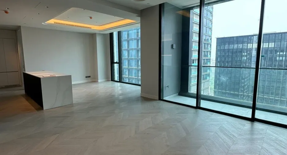 Wohnung zur Miete mit 2 Zimmer in Pathum Wan, Bangkok