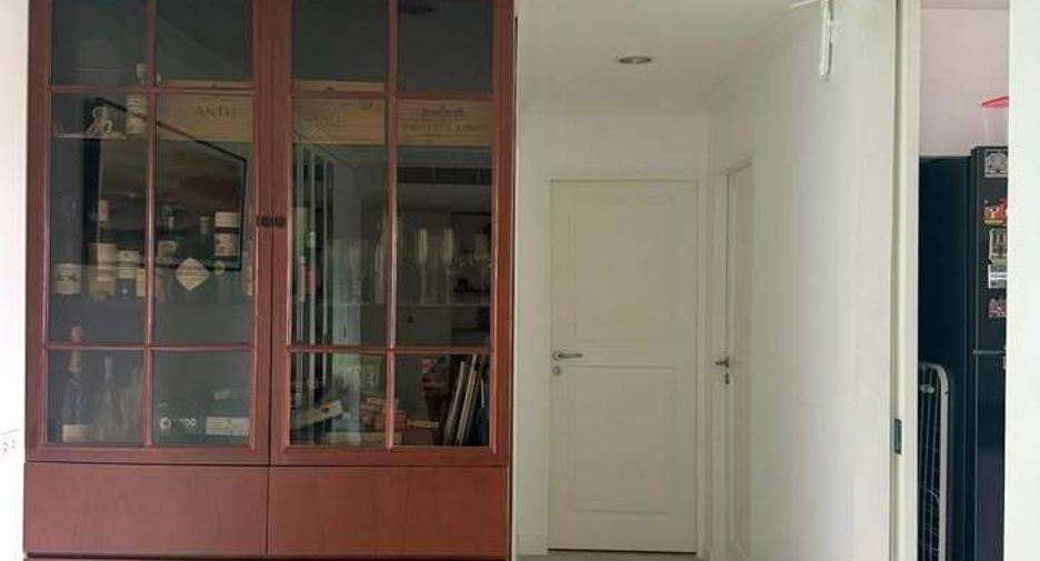 À louer 3 chambres condo à Khlong Toei, Bangkok