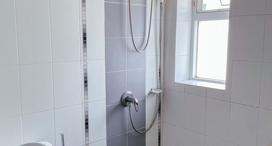 For sale 3 bedrooms house in Si Racha, Chonburi