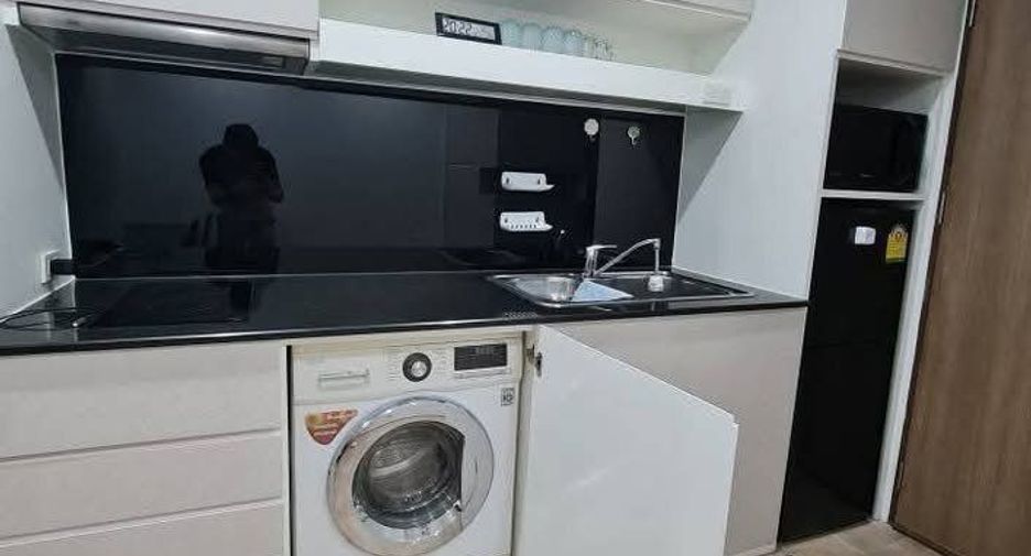 For rent 1 bed condo in Khlong Toei, Bangkok