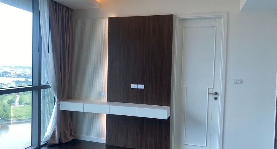 For rent 3 bedrooms condo in Bang Kho Laem, Bangkok