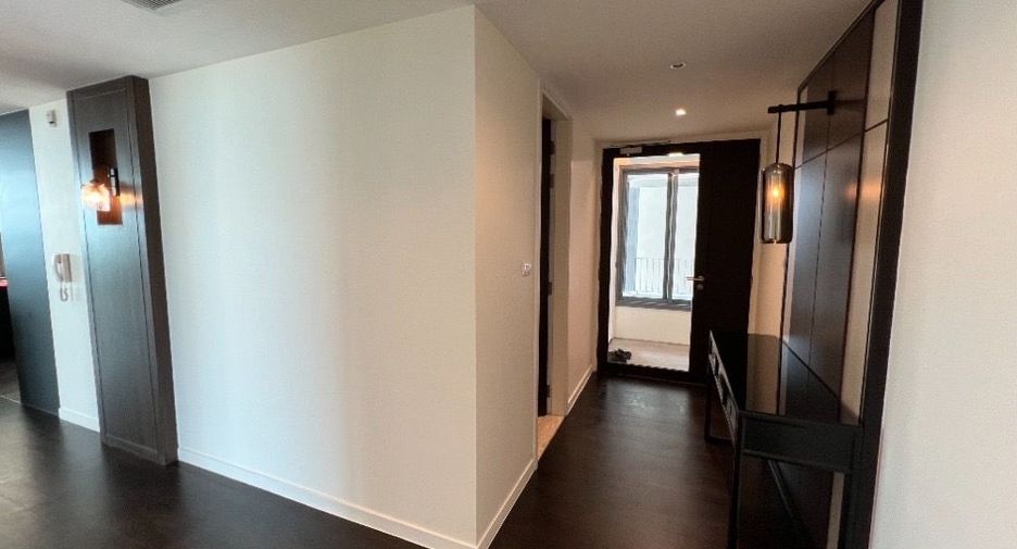 For rent 3 bedrooms condo in Bang Kho Laem, Bangkok