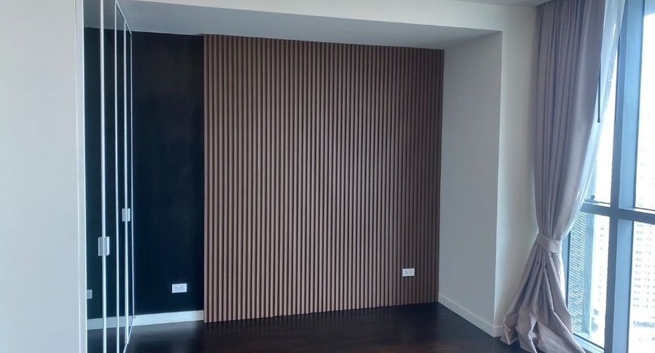 For rent 3 bedrooms condo in Bang Kho Laem, Bangkok