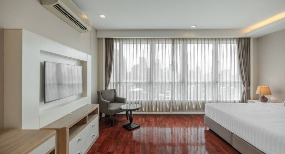 For rent 2 bedrooms apartment in Khlong Toei, Bangkok