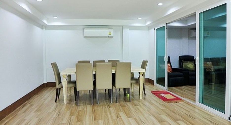 À vendre 5 chambres villa à Hua Hin, Prachuap Khiri Khan
