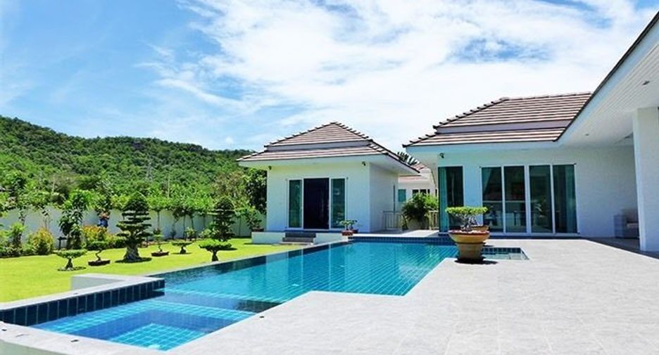 À vendre 5 chambres villa à Hua Hin, Prachuap Khiri Khan