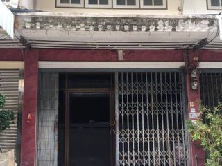 Reihenhaus zum Kauf mit 3 Zimmer in Chom Thong, Bangkok