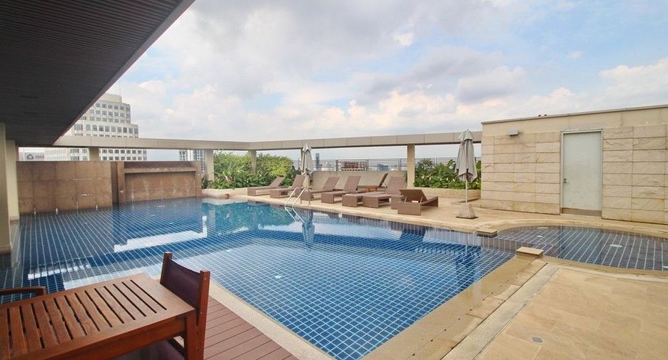 Condo en venta de 2 habitaciones en Khlong Toei, Bangkok