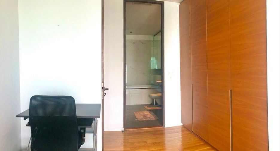 Condo en venta de 2 habitaciones en Khlong Toei, Bangkok