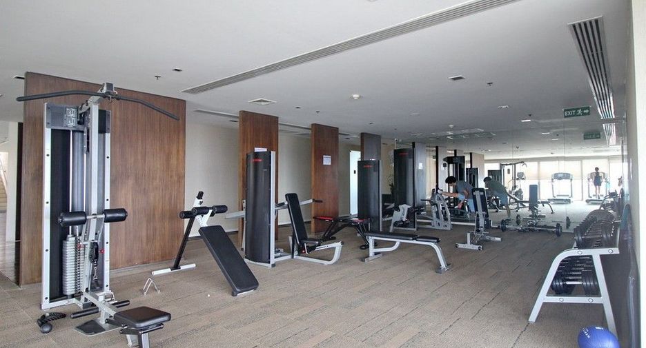 Condo en venta de 2 habitaciones en Khlong Toei, Bangkok
