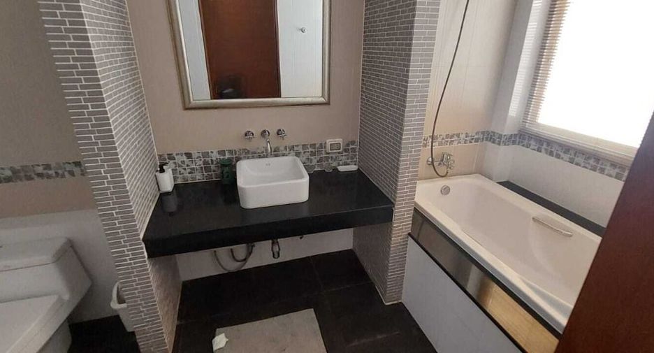 Villa en alquiler de 3 habitaciones en Thalang, Phuket