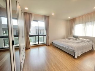 出租 4 卧室 独立屋 在 Bang Phli, Samut Prakan