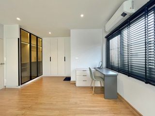 出租 4 卧室 独立屋 在 Bang Phli, Samut Prakan