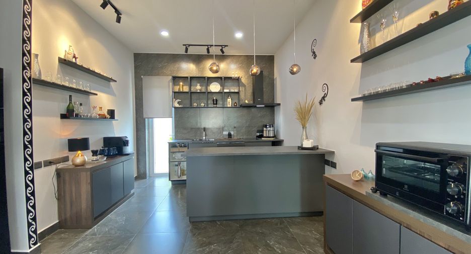 Casa en venta de 3 habitaciones en Bang Lamung, Chonburi