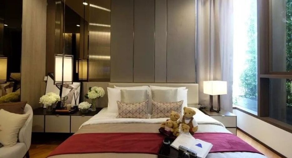 For sale 1 bed condo in Khlong Toei, Bangkok
