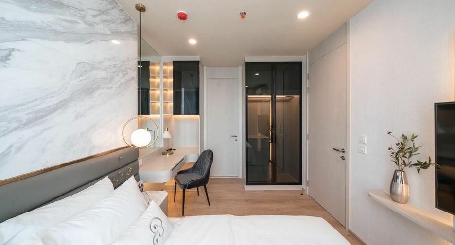 For rent 1 bed condo in Watthana, Bangkok