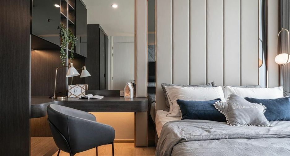 For rent 1 bed condo in Watthana, Bangkok
