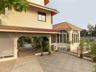 For rent studio condo in Lat Krabang, Bangkok