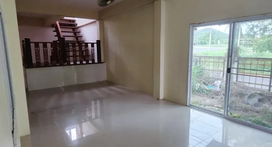 For sale and for rent 5 bedrooms house in Bang Lamung, Chonburi
